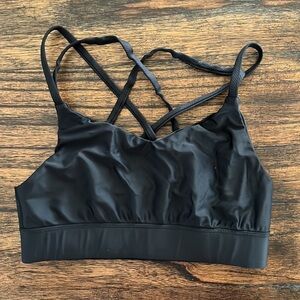 VIE ACTIVE sports bra | cross straps | black | size large